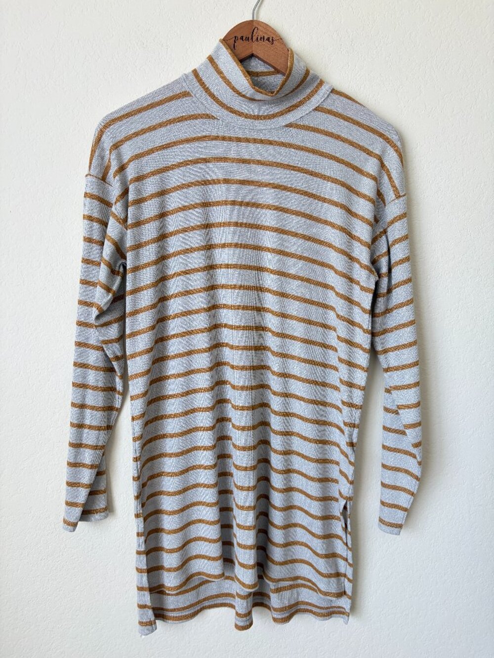 Anthropologie Vanessa Virginia Top Womens Medium Silver Metallic Stripe Tunic M
